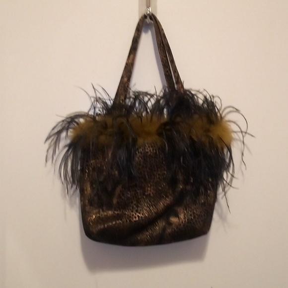 Elegant & Unique Animal Print Handbag Adorned with Ostrich Feathers On Top - Picture 1 of 6